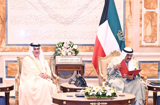Kuwaiti Amir receives King’s letter